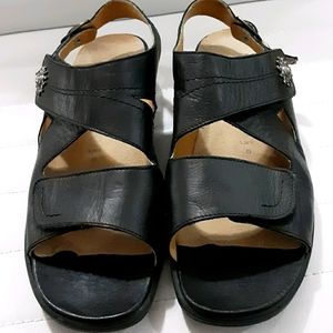 Theresa M Aloe Vera leather sandles